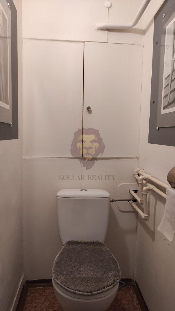 NA PREDAJ PRIEVIDZA , Š.KRÁLIKA 3 izbový