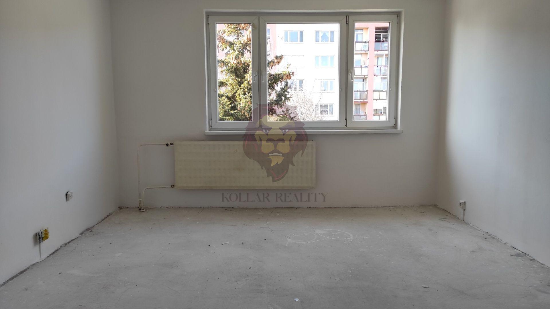 NA PREDAJ PRIEVIDZA , J.FRANCISCIHO 5 IZBOVÝ , 94m2
