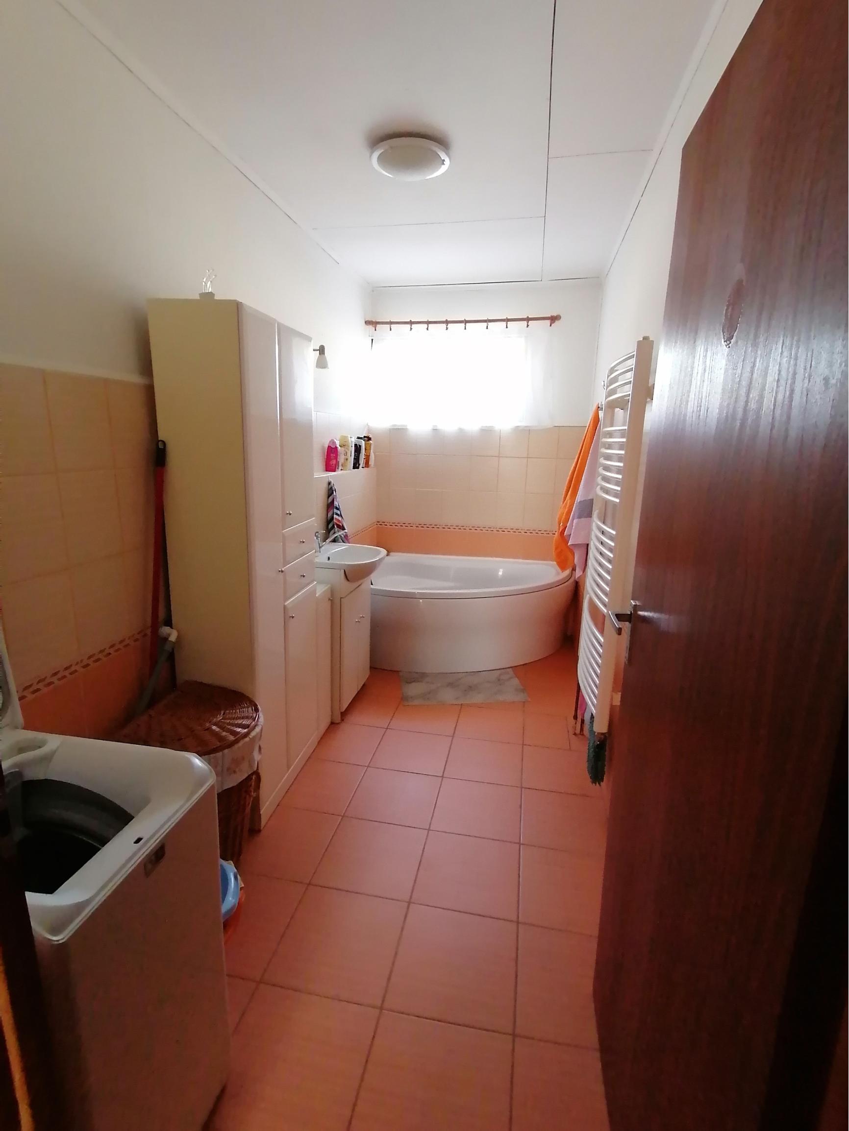 NA PREDAJ RODINNÝ DOM V OBCI - POLIANKA - MYJAVA