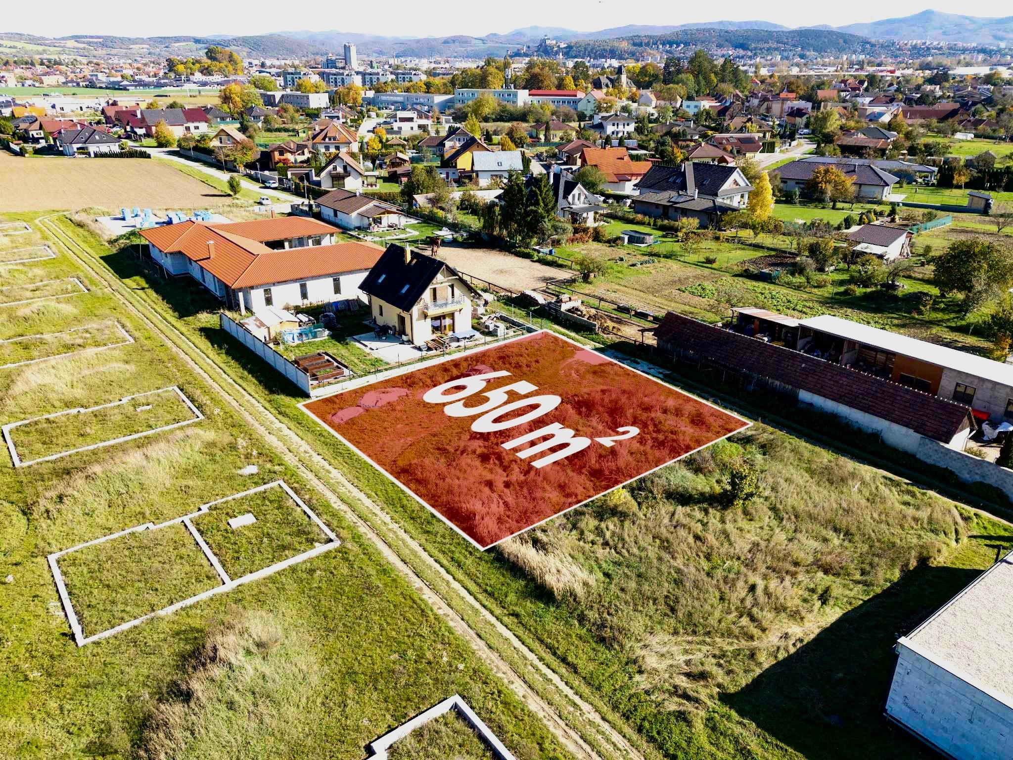 Na predaj stavebný pozemok 650 m² – Trenčín
