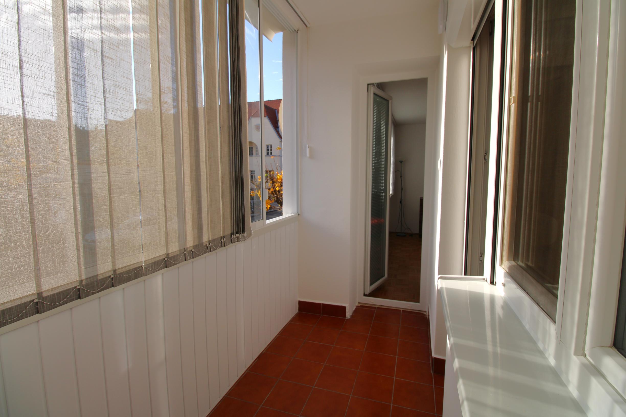 NA PRENÁJOM - 2 - izbový byt v centre Piešťan s parkovaním