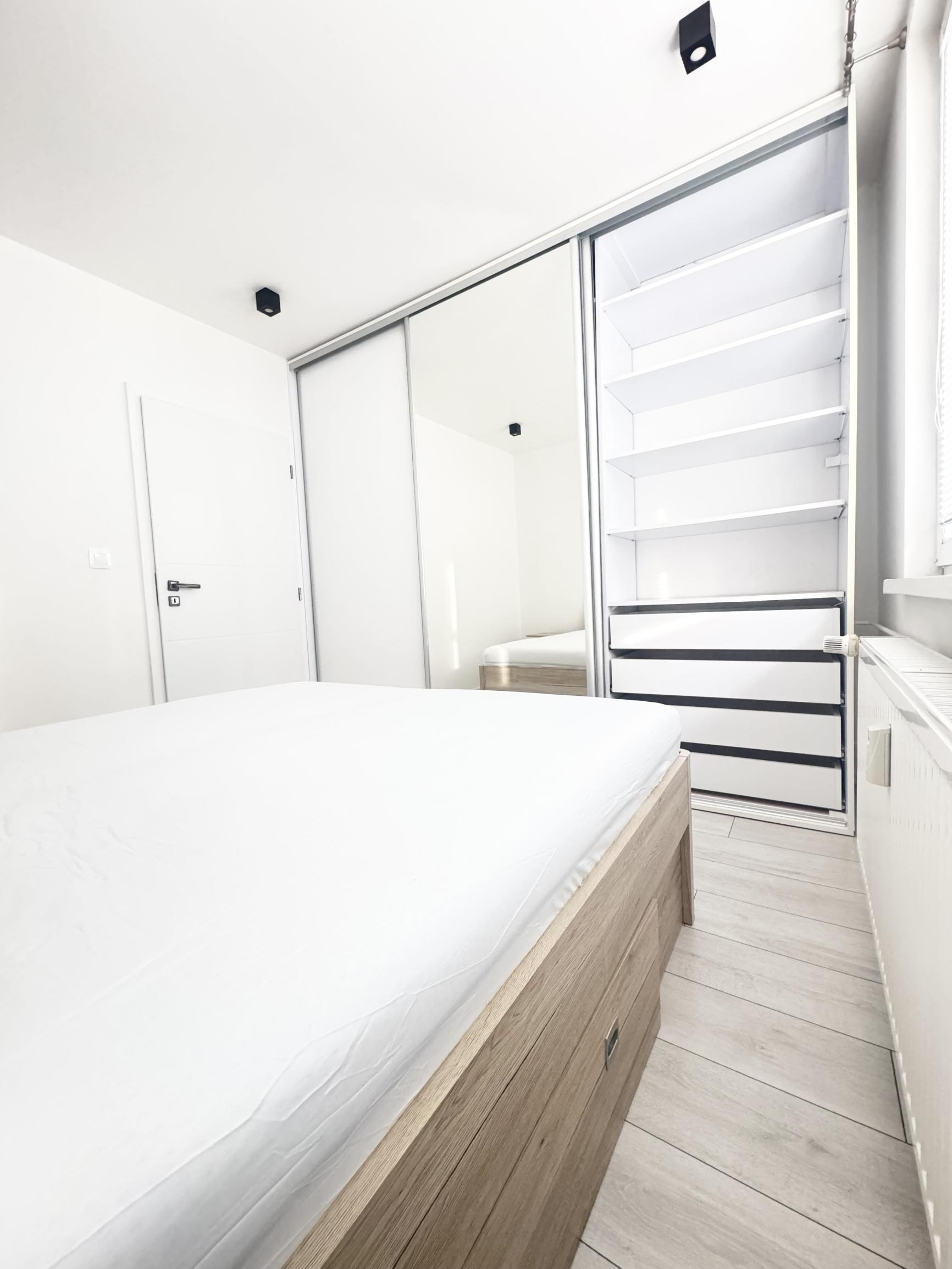 Rezervované 3 izbový byt na predaj  –Trenčín , Západná ulica