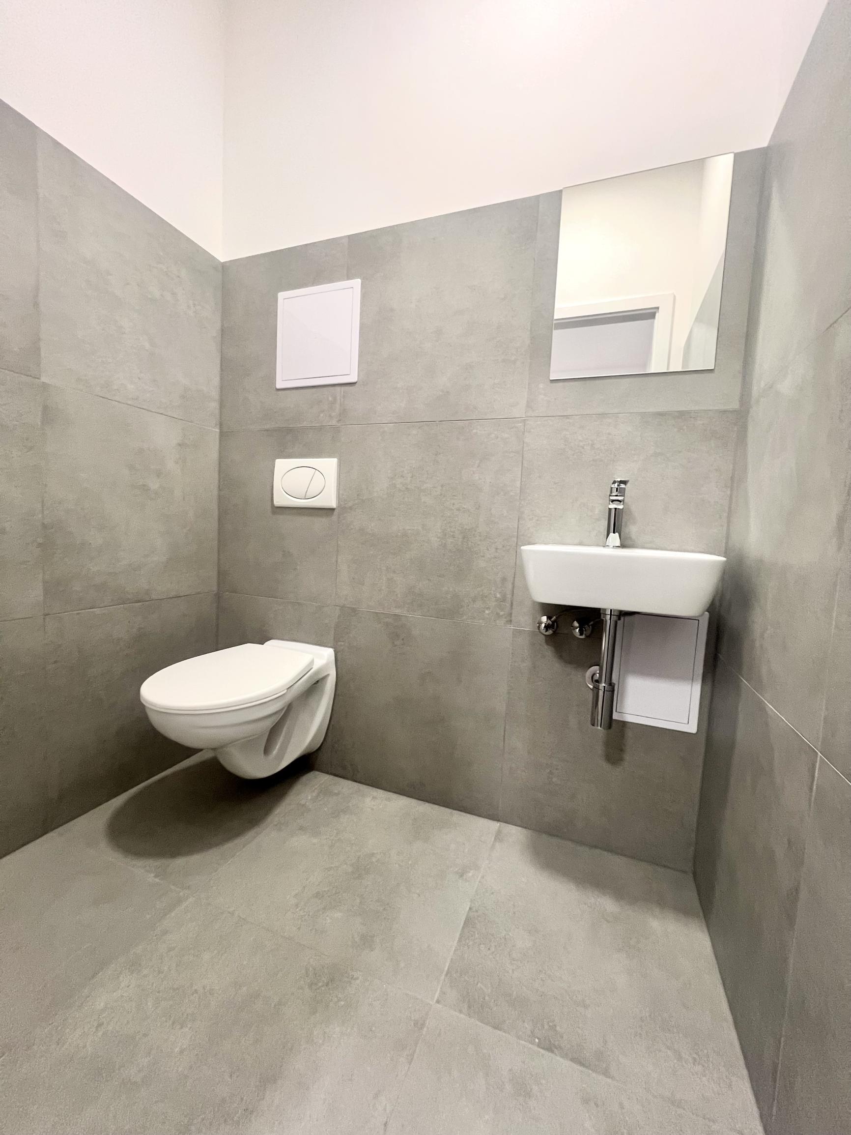 PRENÁJOM MODERNÉHO KANCELÁRSKEHO PRIESTORU