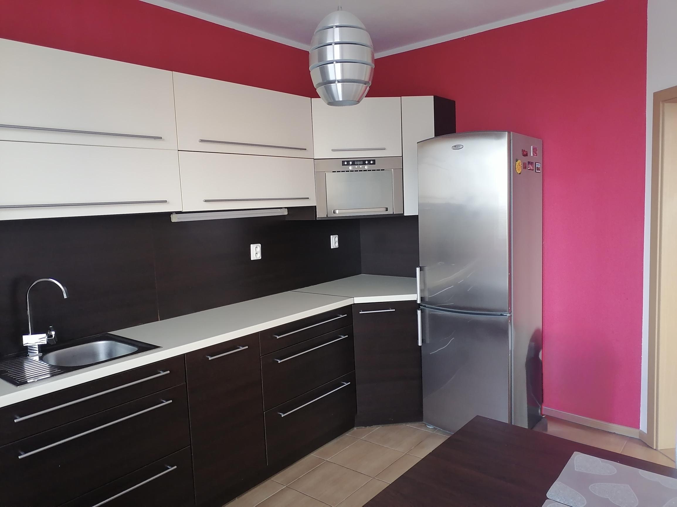 Rezervované Moderný 2-izbový byt s 2 balkónmi, Ilava – SNP