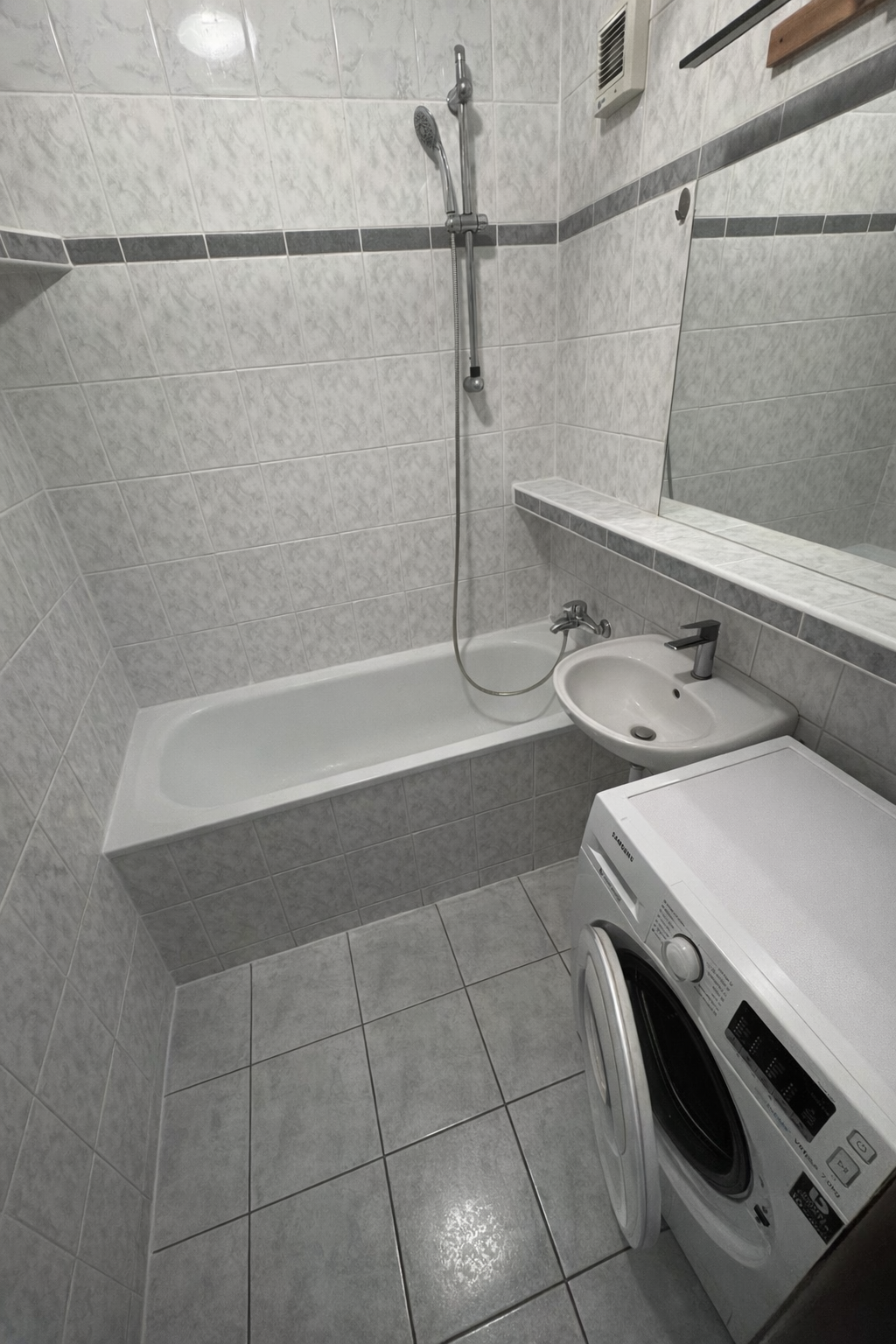 REZERVOVANÉ 3 izbový byt  68 m² + loggia | Dubnica nad Váhom