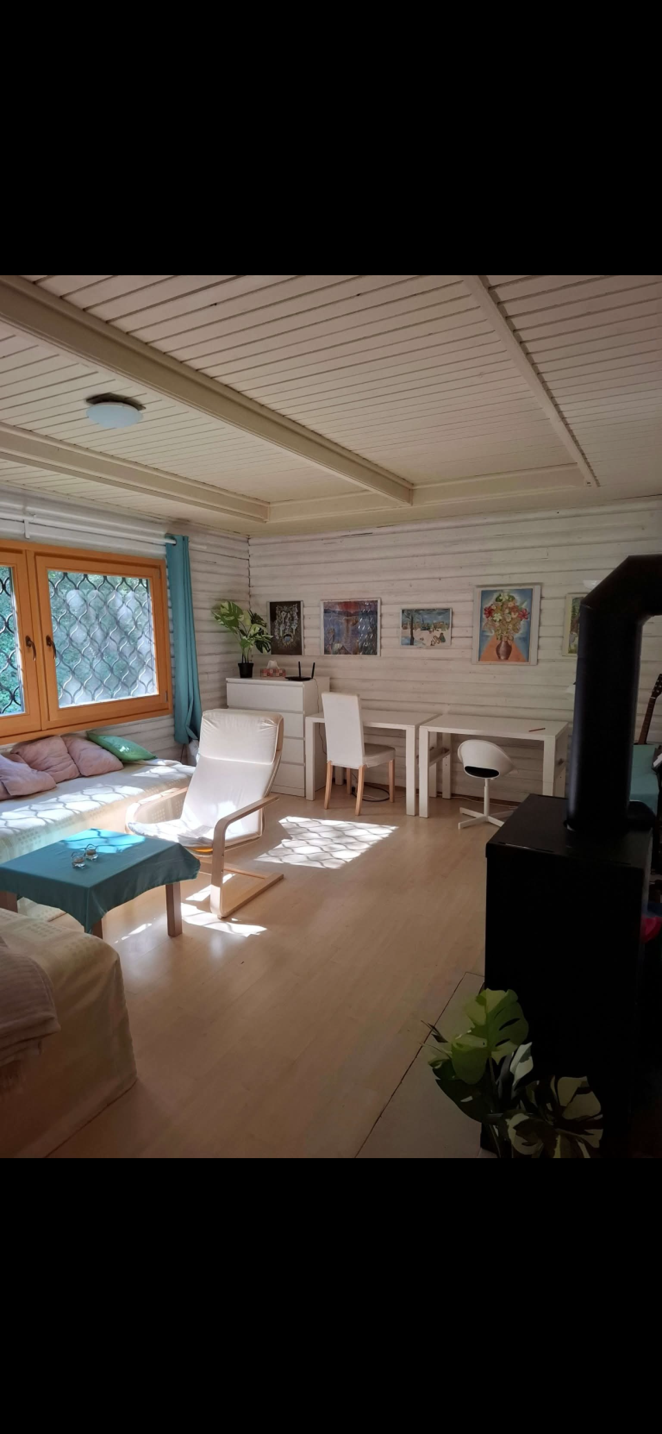 Chata pri lese nad Pieštanmi v chatovej oblasti Striebornica