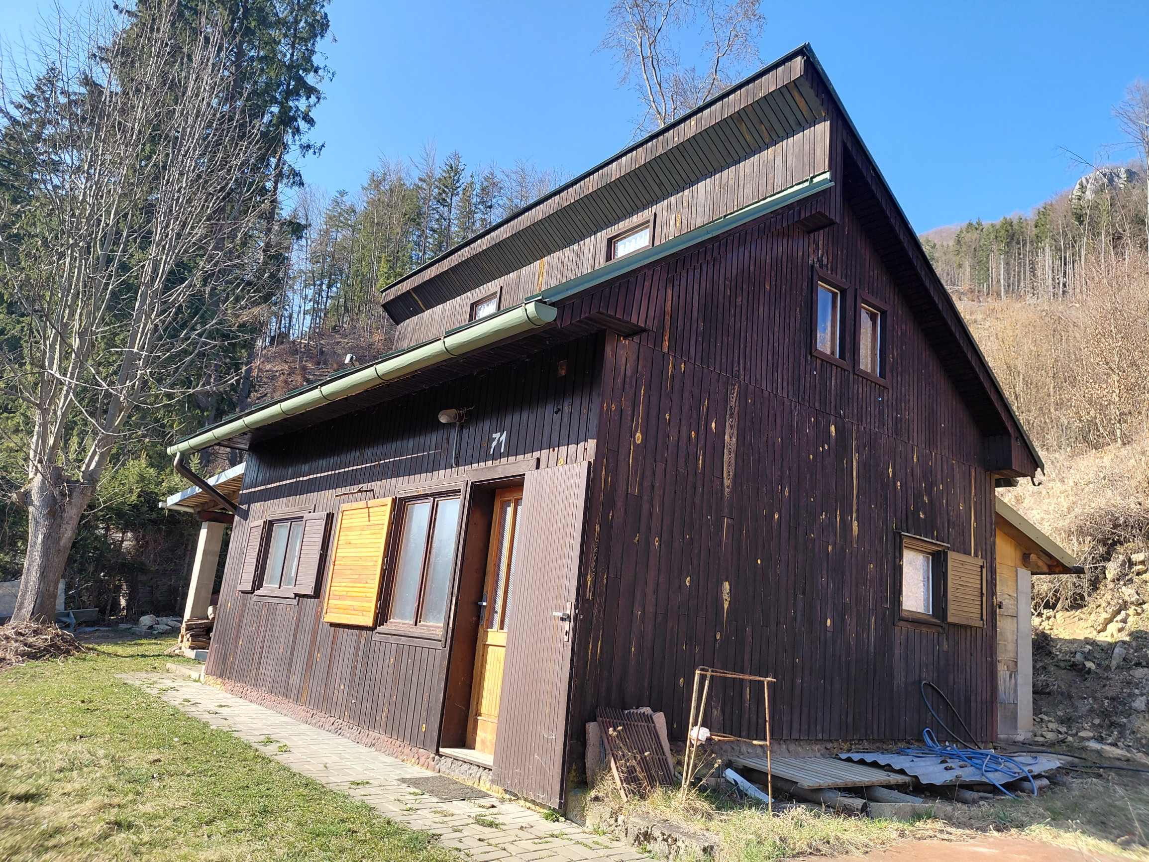 Rekreačná chata s pozemkom na predaj Sklabinský Podzámok