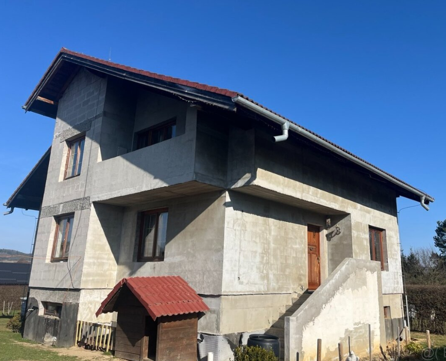 Rodinný dom 2 generačný na predaj Budiš