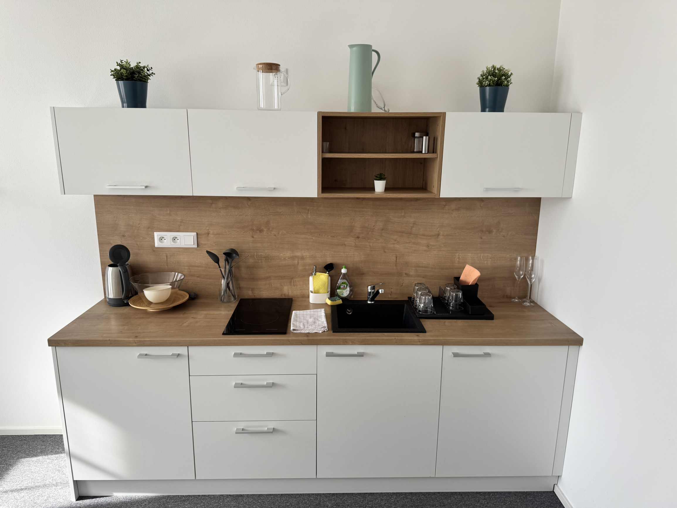 NA PREDAJ - APARTMÁN V BEŠEŇOVEJ | 52 m²