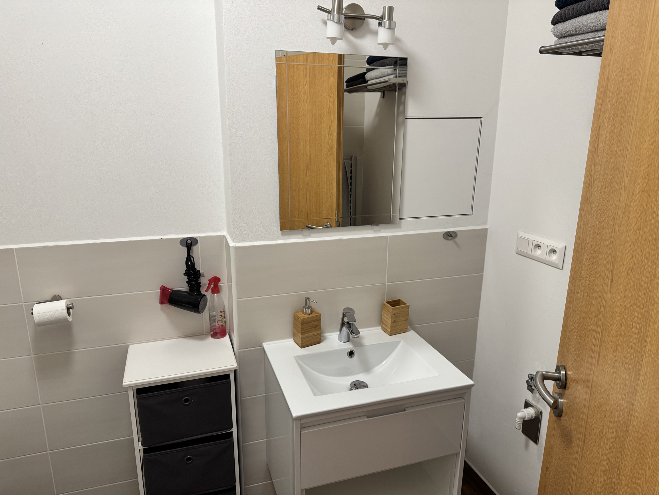 NA PREDAJ - APARTMÁN V BEŠEŇOVEJ | 52 m²