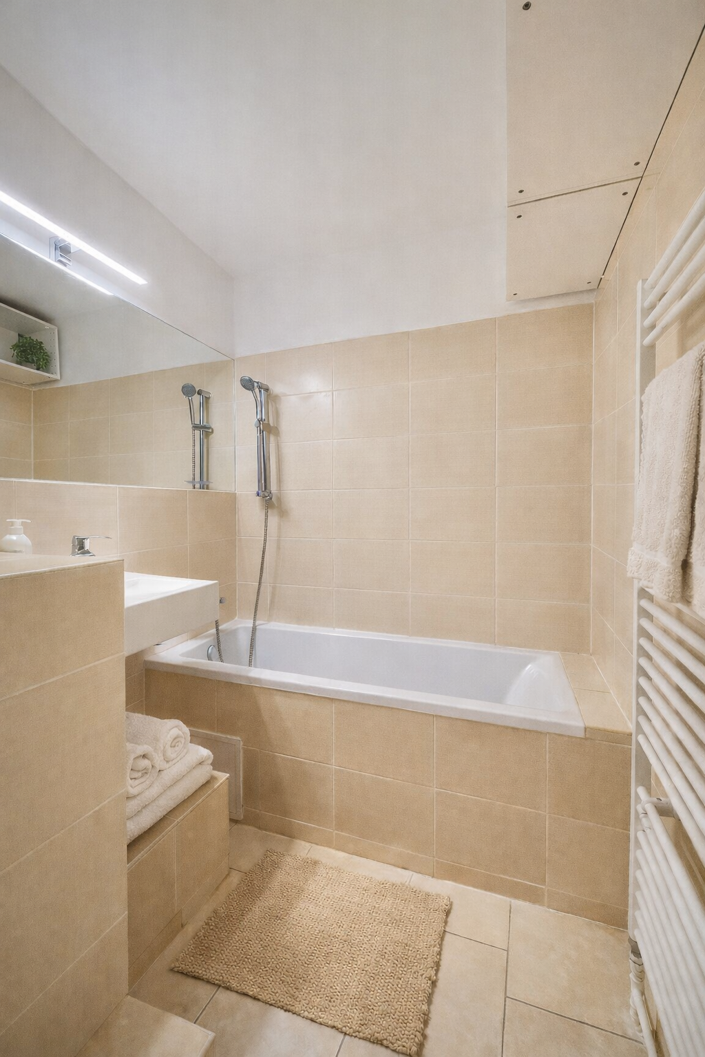 2 IZBOVÝ BYT NA PREDAJ  | 48 m² | LODŽIA | RUŽINOV