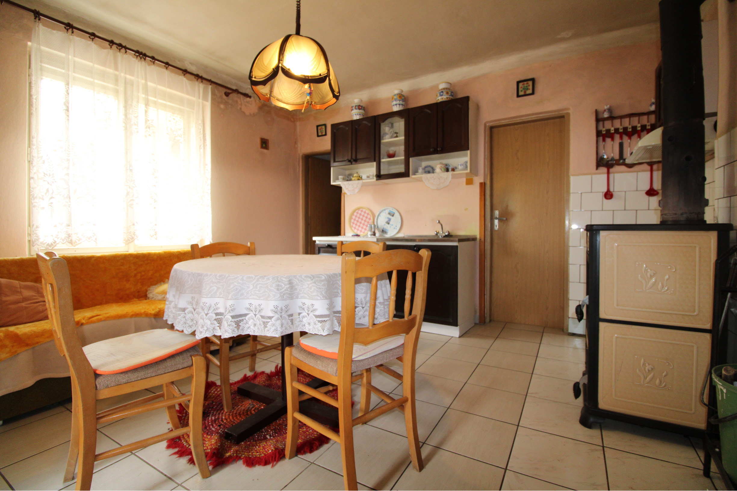 Rezervované - Rodinný dom so záhradou v Sasinkove