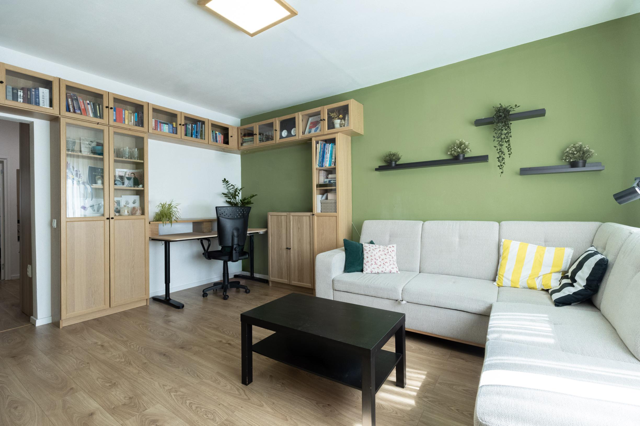ZNÍŽENÉ NA PREDAJ  4-IZBOVÝ BYT – BRATISLAVA - VRAKUŇA 82 m²
