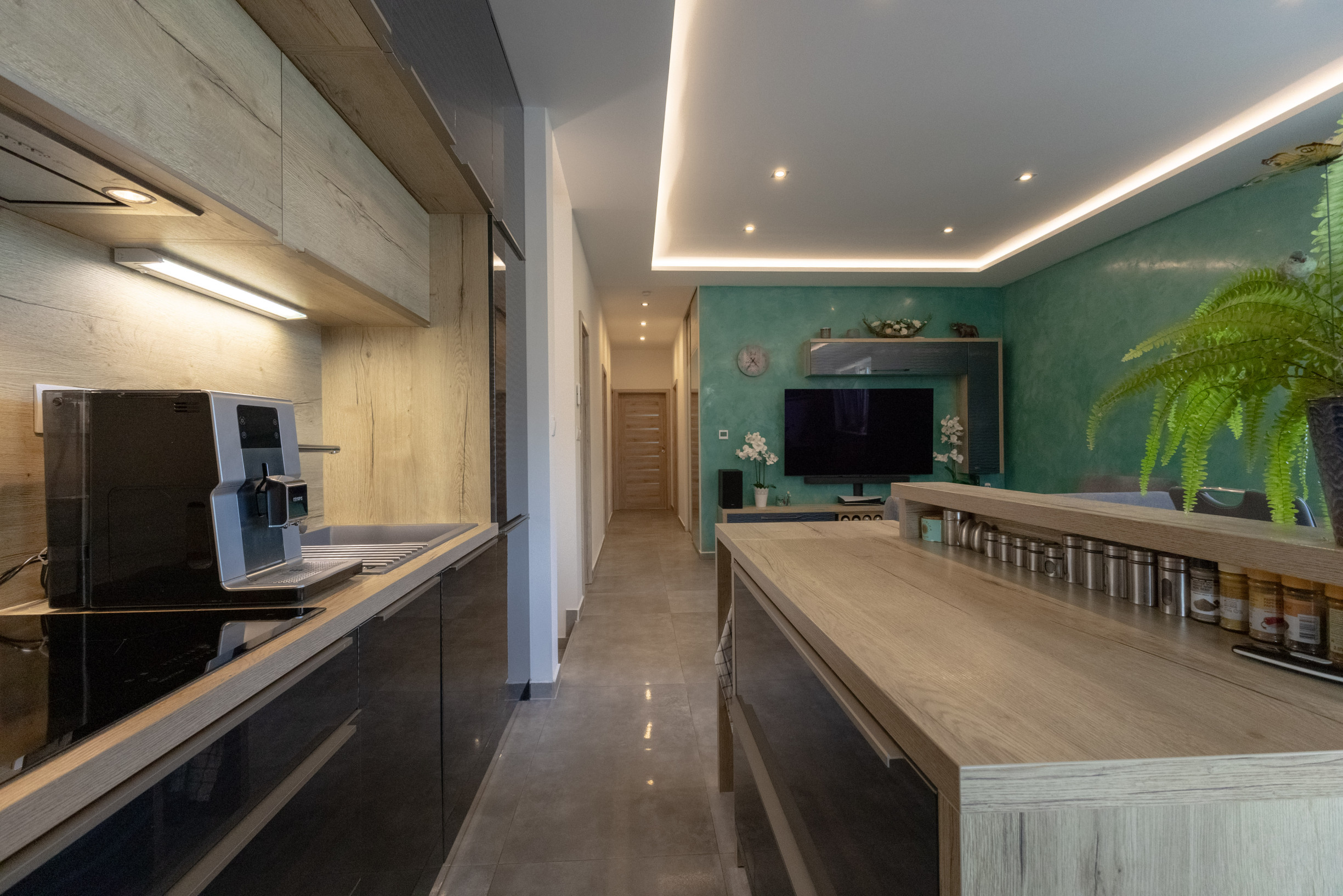 REZERVOVANÉ – MODERNÝ 4-IZBOVÝ BYT | 84 m² | VEĽKÝ BIEL