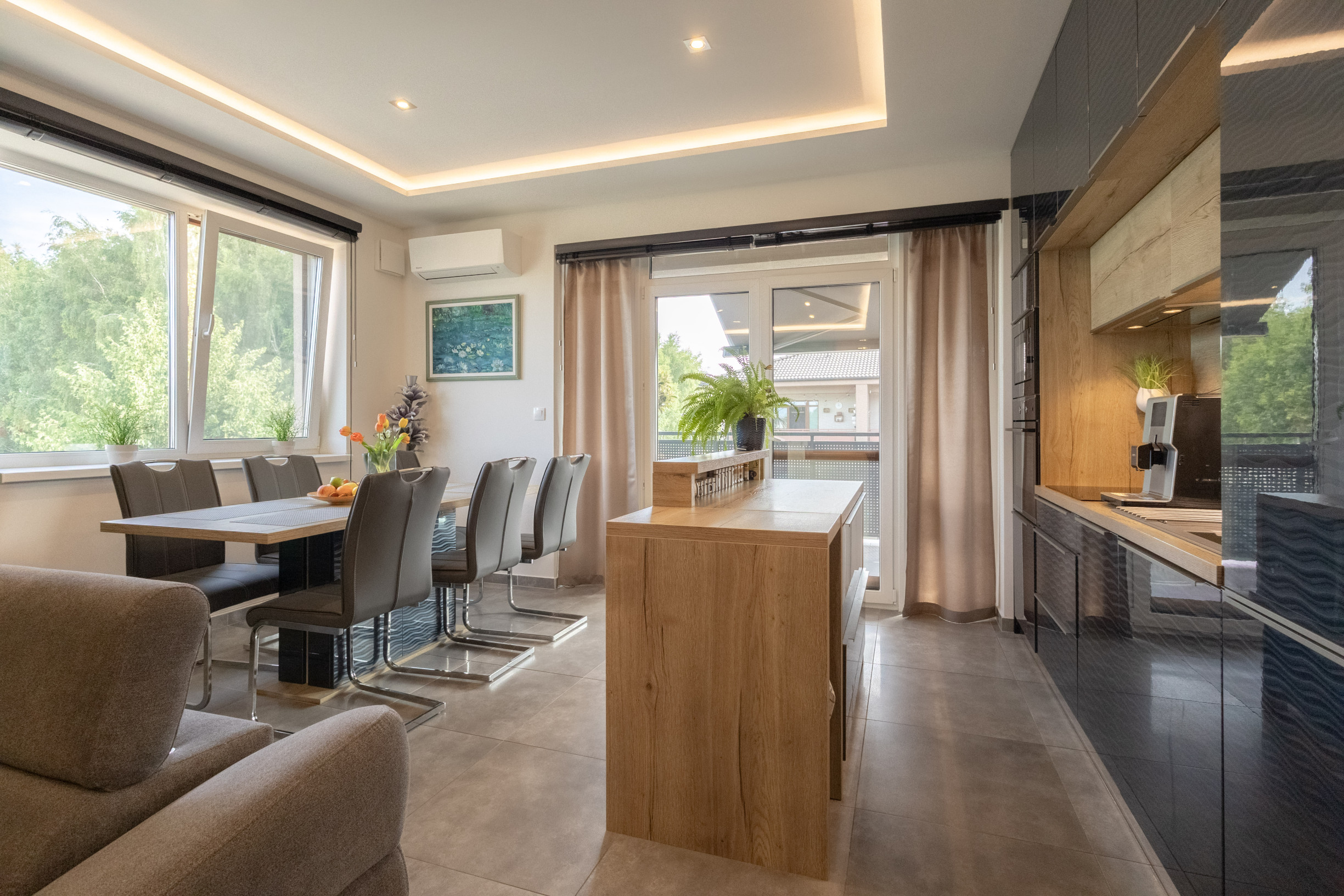 REZERVOVANÉ – MODERNÝ 4-IZBOVÝ BYT | 84 m² | VEĽKÝ BIEL