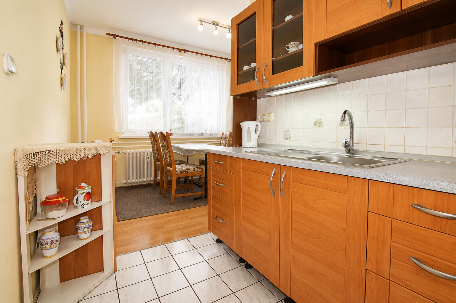 NA PREDAJ - 2,5 izbový byt v centre mesta Hlohovec