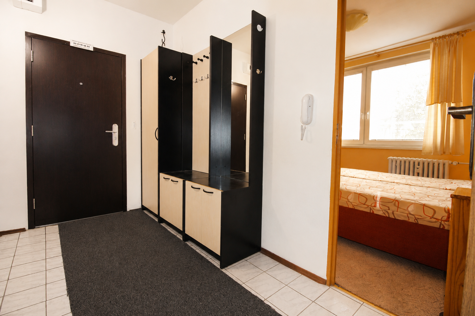 NA PREDAJ - 2,5 izbový byt v centre mesta Hlohovec