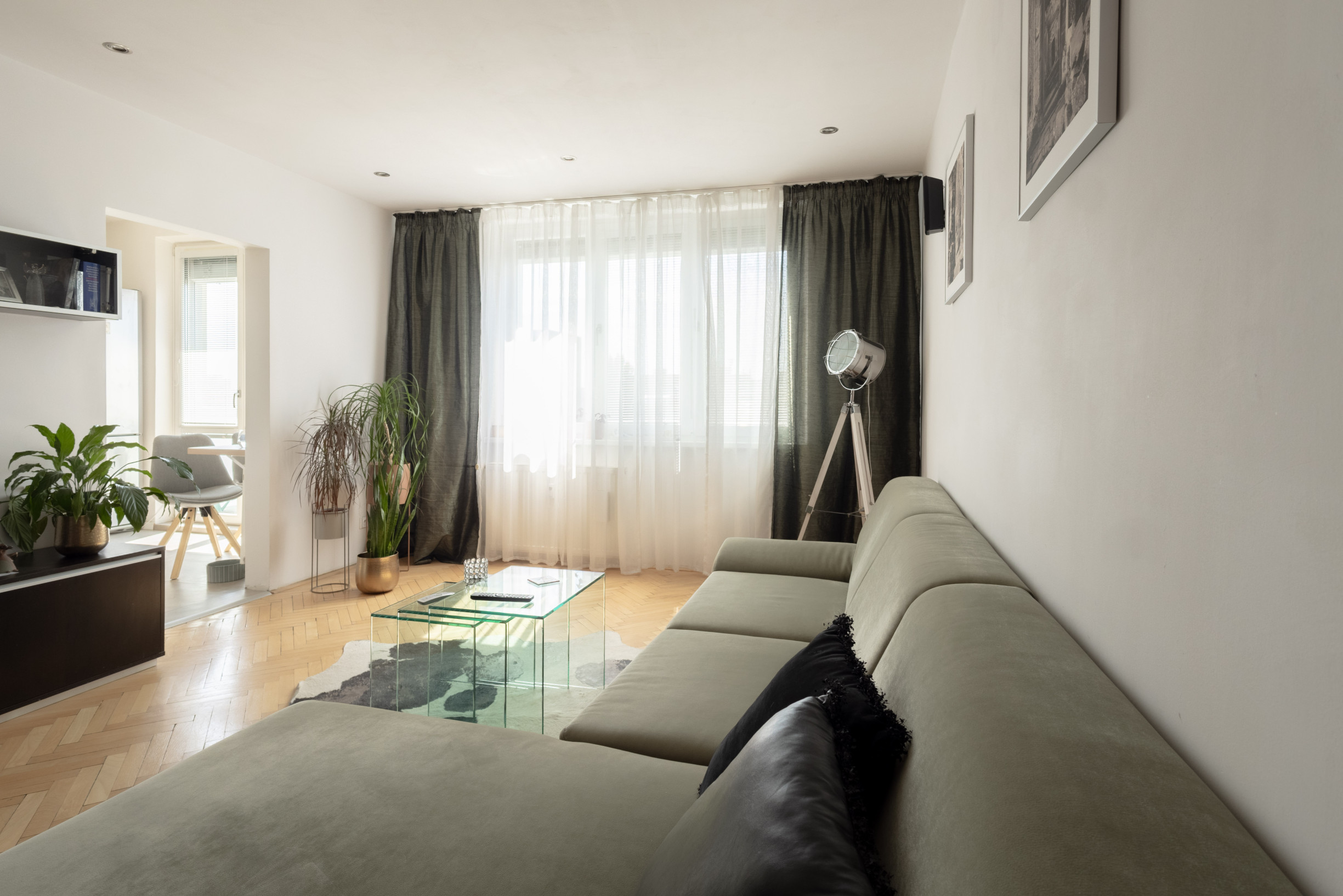NA PREDAJ – 3-IZBOVÝ BYT | 64,70 m² | BRATISLAVA – RUŽINOV