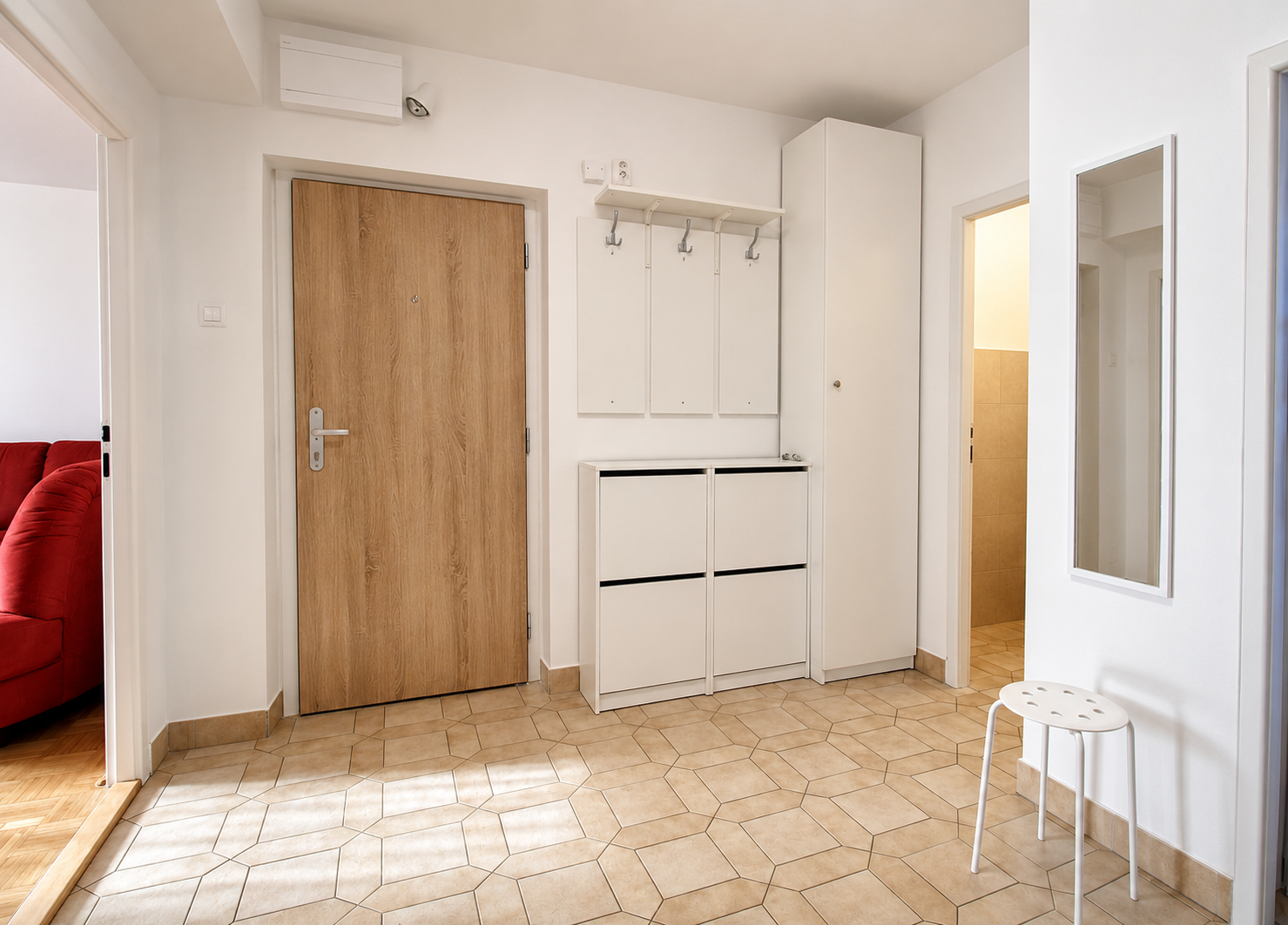NA PRENÁJOM - 2 - izbový byt v centre Piešťan s parkovaním