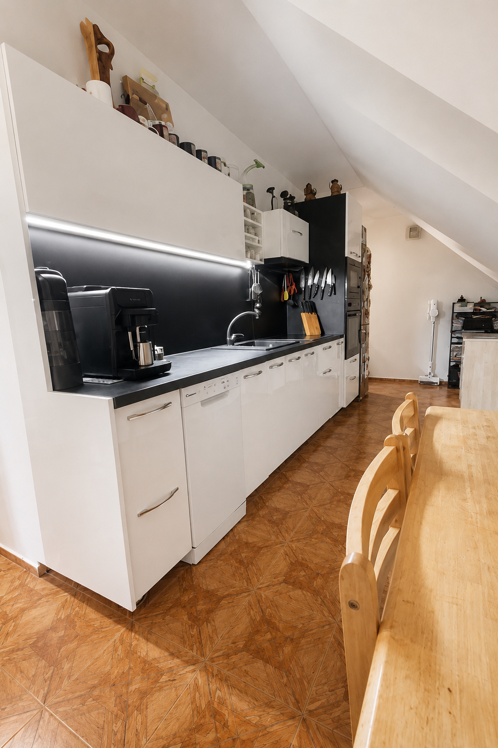 🔥 NA PREDAJ –  3-IZBOVÝ BYT | 69 m² | CENTRUM OBCE RABČA