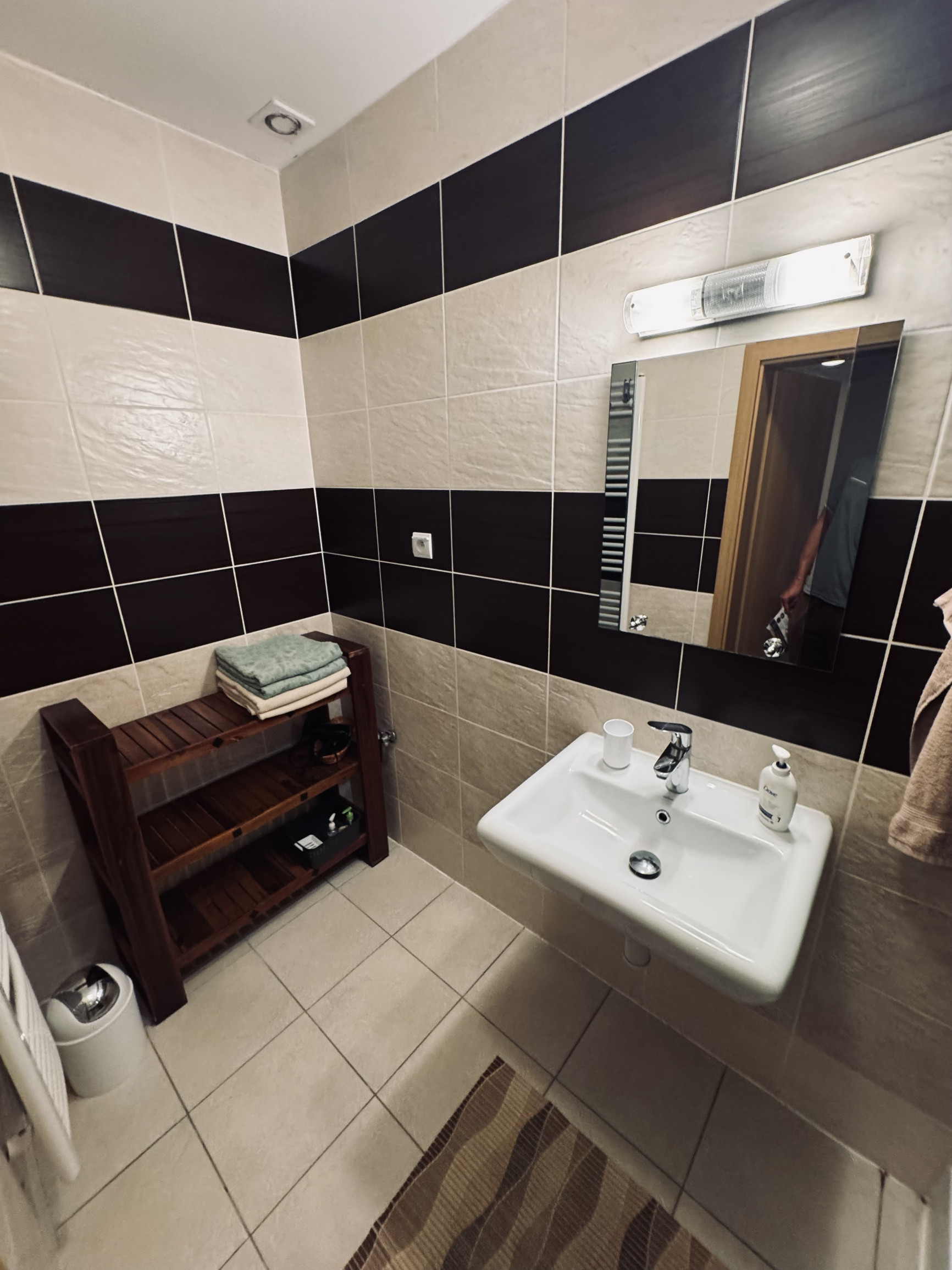 🔥 NA PREDAJ – 3-IZBOVÝ ŠTÝLOVÝ APARTMÁNOVÝ BYT.