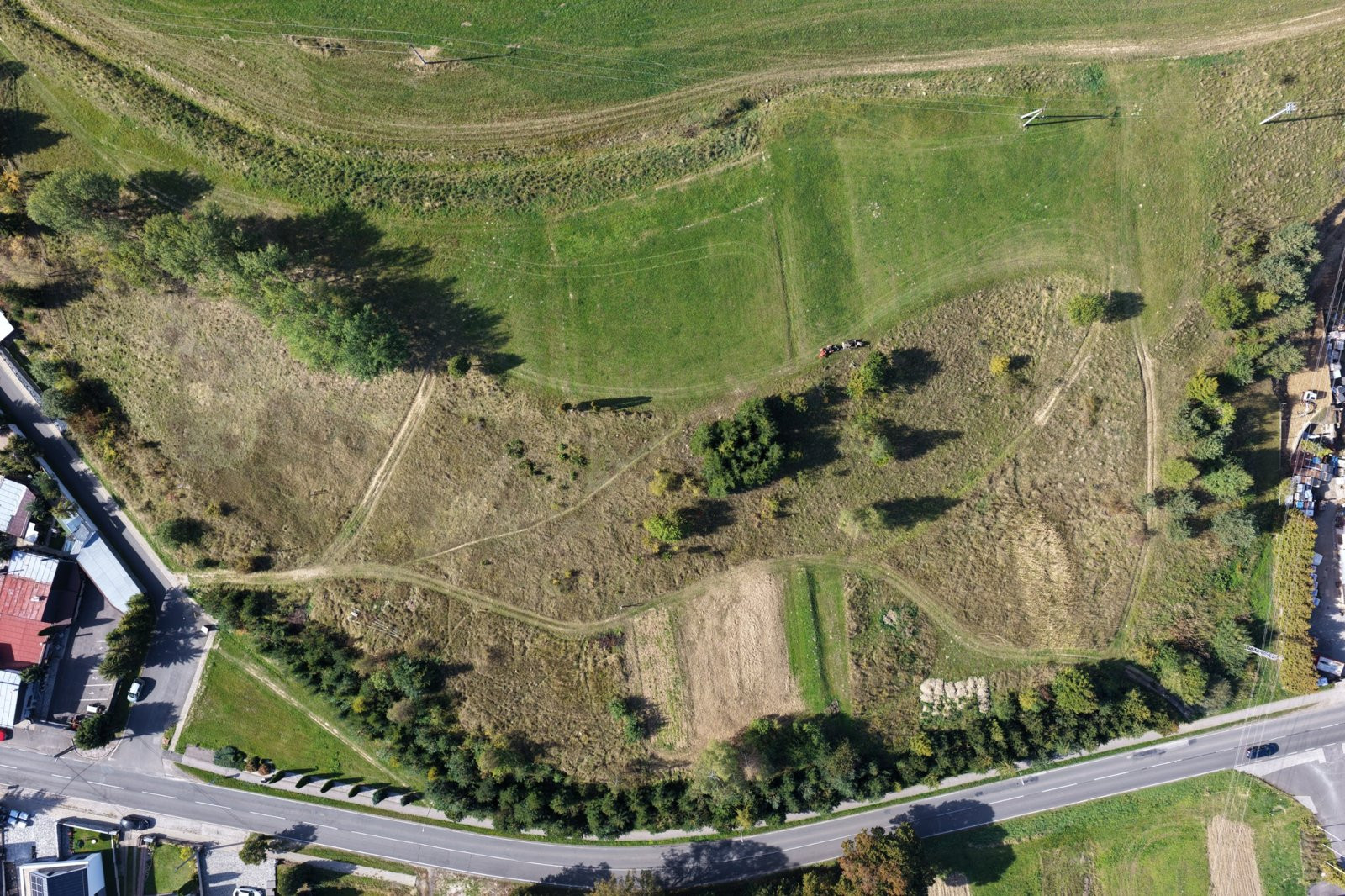 🌾 POZEMOK NA PREDAJ 2 081 m²  | NOVÁ ĽUBOVŇA