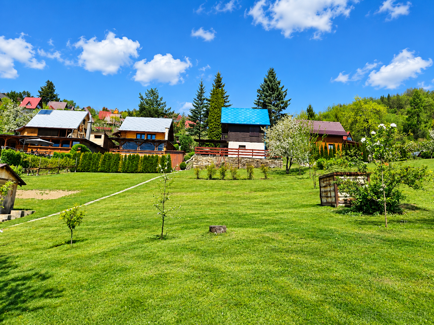 🌲ZÁHRADNÁ CHATKA NA PREDAJ | 447 m² | TVRDOŠÍN