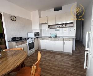 ZNÍŽENÉ !!! NA PREDAJ | 3-IZBOVÝ BYT –TRENČÍN, SOBLAHOVSKÁ