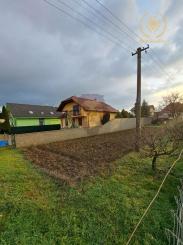 NA PREDAJ POZEMOK V MADUNICIACH