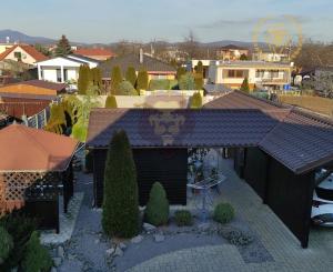 !!Znižená cena!! NA PREDAJ VELKÉ BIELICE - RODINNÝ DOM - 6,5 IZBOVÝ