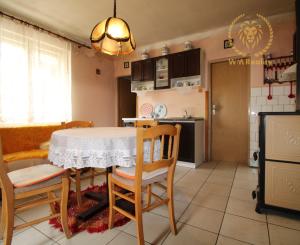 NA PREDAJ - Rodinný dom so záhradou v Sasinkove