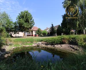 NA PREDAJ -Rodinný dom s veľkým pozemkom v Borskom Mikuláši