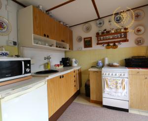 NA PREDAJ - Pozemok s chatkou neďaleko Sĺňavy