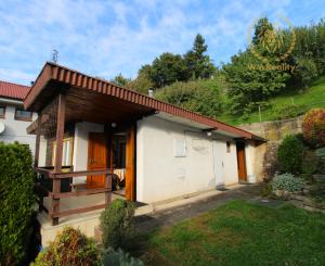 NA PREDAJ - Pozemok s chatkou neďaleko Sĺňavy