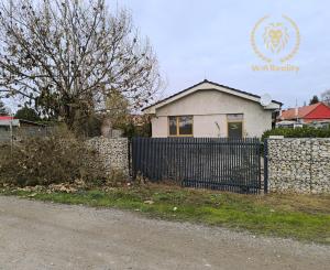 REZERVOVANÉ - Moderný rodinný dom v Šulekove