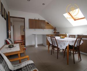 ZNÍŽENÁ CENA - NA PREDAJ - Veľký Rodinný dom Sokolovce