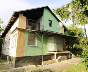 ZNÍŽENÁ CENA - NA PREDAJ - Veľký Rodinný dom Sokolovce