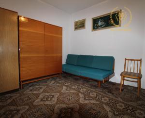 ZNÍŽENÁ CENA - NA PREDAJ - Veľký Rodinný dom Sokolovce