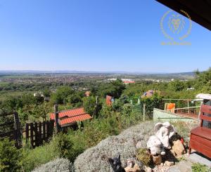 NA PREDAJ - Chatka s pekným výhľadom na Šianci