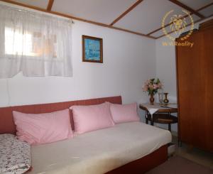 NA PREDAJ - Pozemok s chatkou neďaleko Sĺňavy