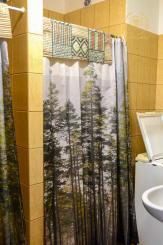 NA PREDAJ RODINNÝ DOM SO SAMOSTATNOU UBYTOVŇOU V OBCI ZAVAR