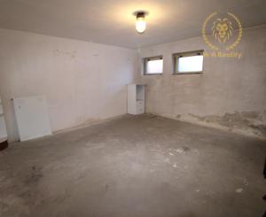 NA PRENÁJOM - 2 - izbový byt v centre Piešťan s parkovaním