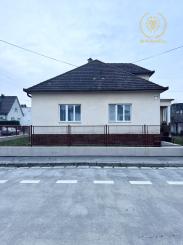 Na predaj rodinný dom v Trenčíne – Sihoť • výborná lokalita