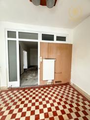 Rodinný dom v pôvodnom stave pár krokov od námestia – Nové Mesto nad Váhom