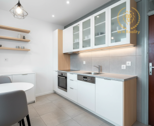 NA PREDAJ | 3-IZBOVÝ BYT | 67 m² + LOGGIA | TRENČÍN