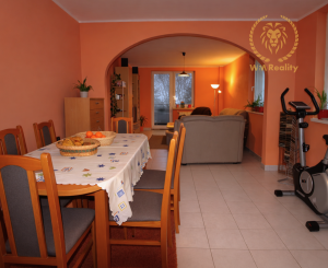 NA PREDAJ - 3- izbový byt v Piešťanoch na ulici A.Hlinku