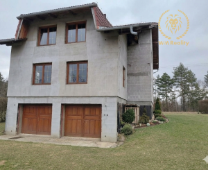 Rodinný dom 2 generačný na predaj Budiš