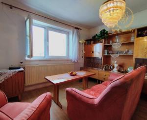 Rezervované - Rodinný dom so záhradou v Sasinkove