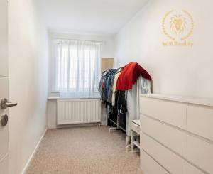 ZNÍŽENÉ NA PREDAJ  4-IZBOVÝ BYT – BRATISLAVA - VRAKUŇA 82 m²