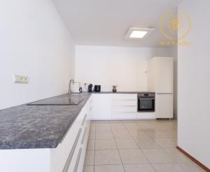 Na predaj 5 izbový byt s terasou Bratislava | Staré mesto